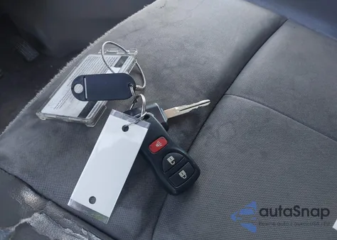 2019 Nissan Nv Cargo Nv2500 Hd Sv V6 from USA, damaged, VIN 1N6BF0LY6KN809207